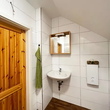 Zwei-zimmer-wohnung *