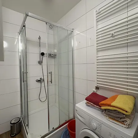 Zwei-zimmer-wohnung * 韦德马尔克