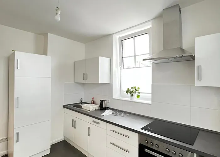 Zwei-zimmer-wohnung 公寓 *